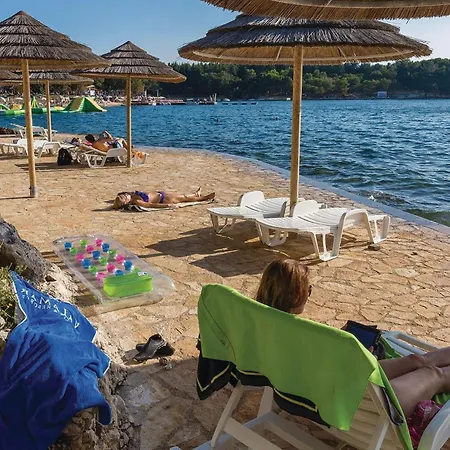 Apartman Vcemina Vi *