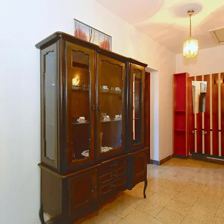 2 Bedroom Beautiful In *