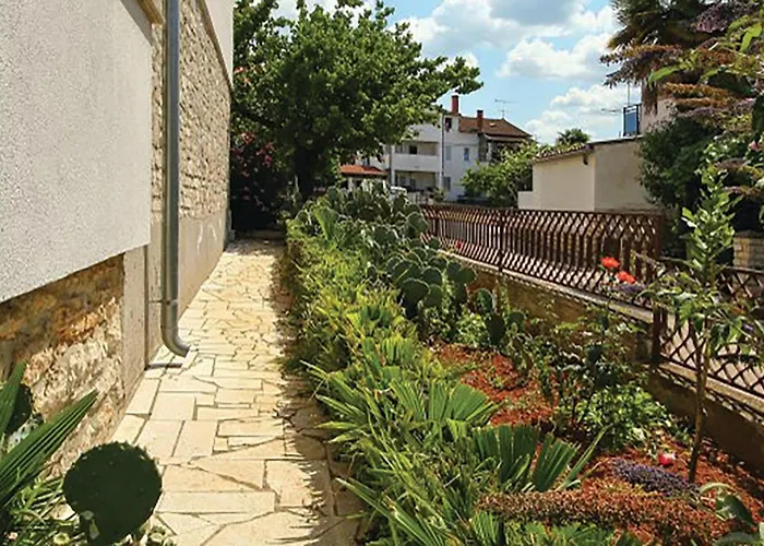 Apartamento Vcemina Vi *